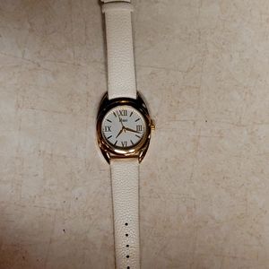 Vivani watch.